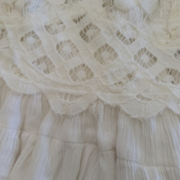 White romantic elegant lace top - Picture 5 of 11
